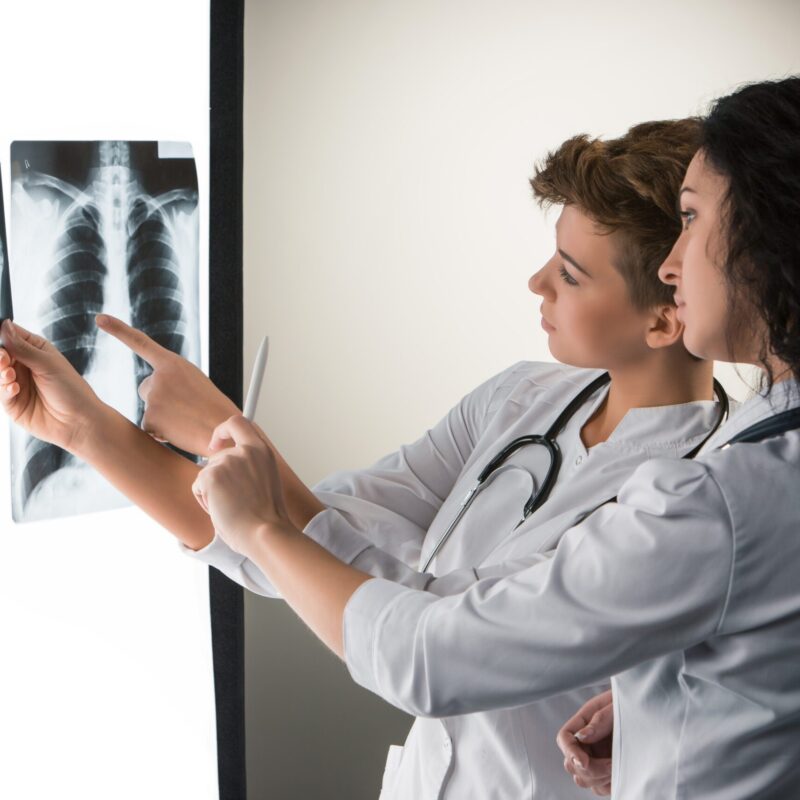 Entenda como recuperar impostos pagos a mais em uma clínica de radiologia.