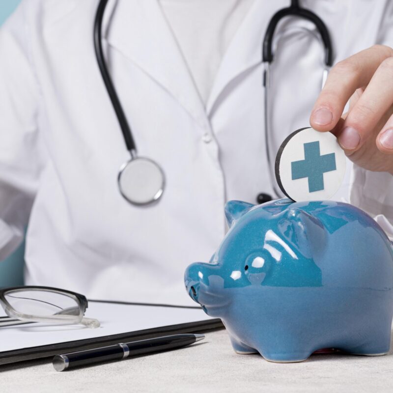 Imposto médico: qual é o modelo tributário mais vantajoso?