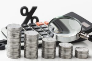 Saiba como pagar menos impostos na medicina