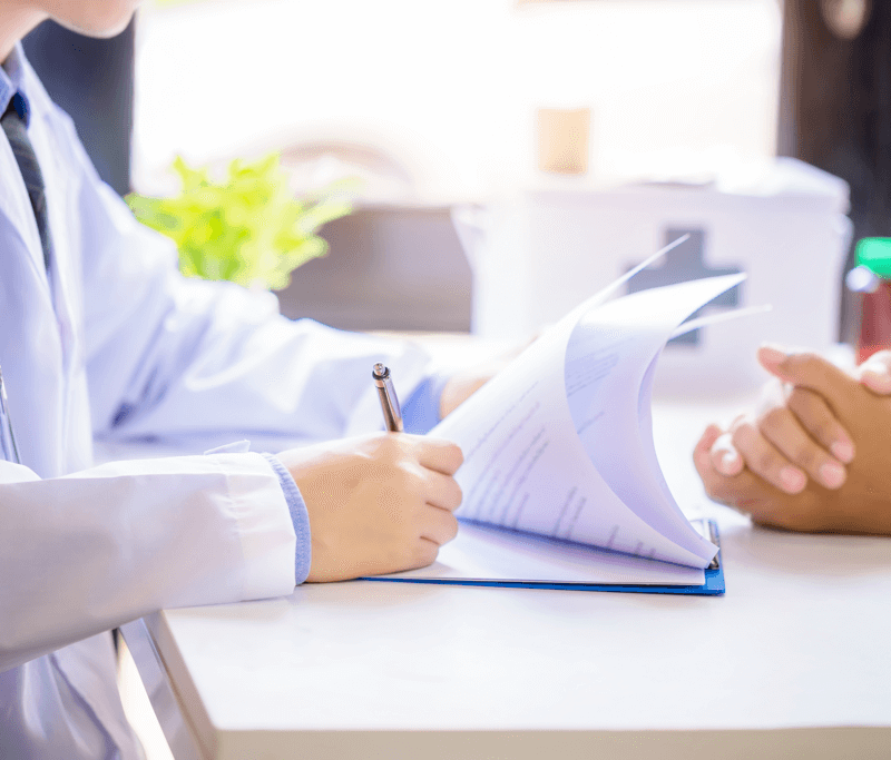 Entenda o que o médico deve saber antes de solicitar um empréstico.