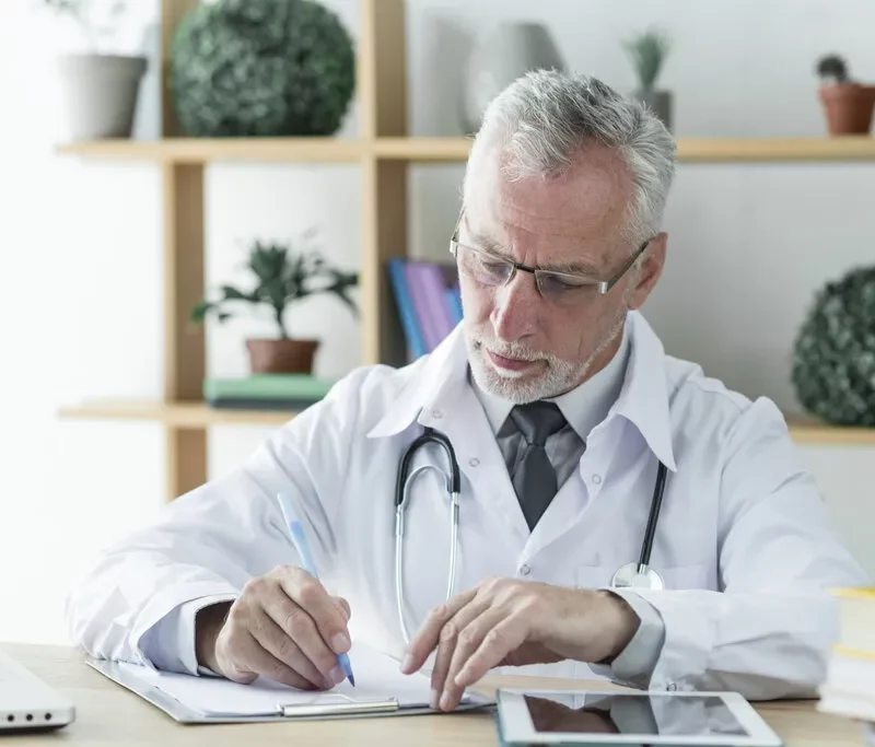 Tributação para médicos: como pagar menos impostos e como fazer um bom planejamento